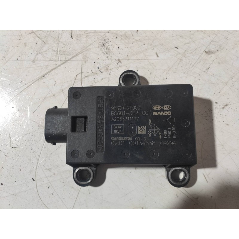 Recambio de modulo electronico para hyundai ix35 classic 2wd referencia OEM IAM 956902P000 BG6813B200 A2C53311192