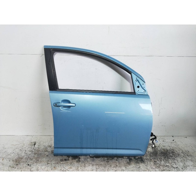 Recambio de puerta delantera derecha para daihatsu sirion (m3..) 1,3 referencia OEM IAM   5P