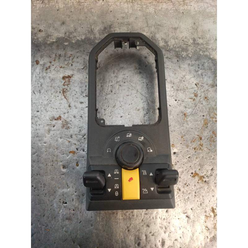 Recambio de mando multifuncion para land rover discovery v6 td s referencia OEM IAM YUD501590WUX  