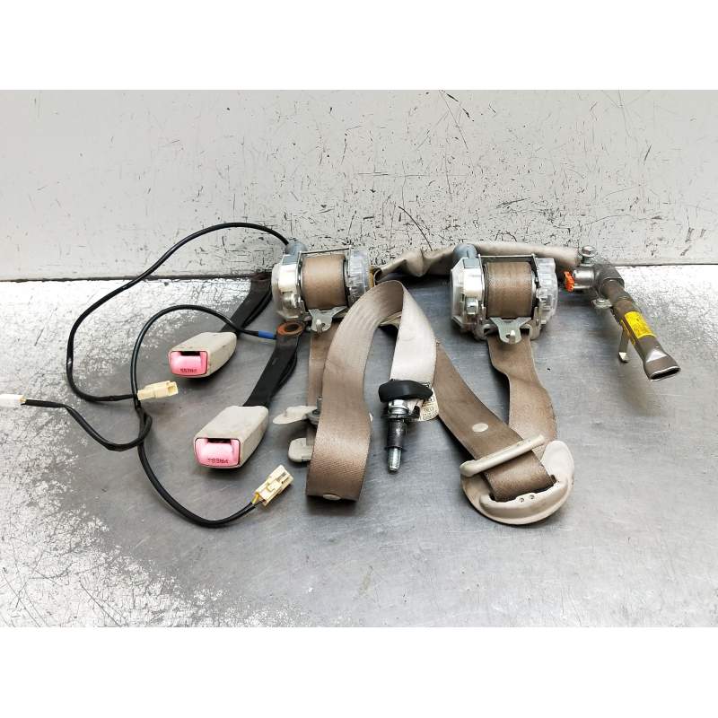 Recambio de juego cinturones delantero para subaru legacy v (bm) 2.0 d awd (bmd) referencia OEM IAM  4P 