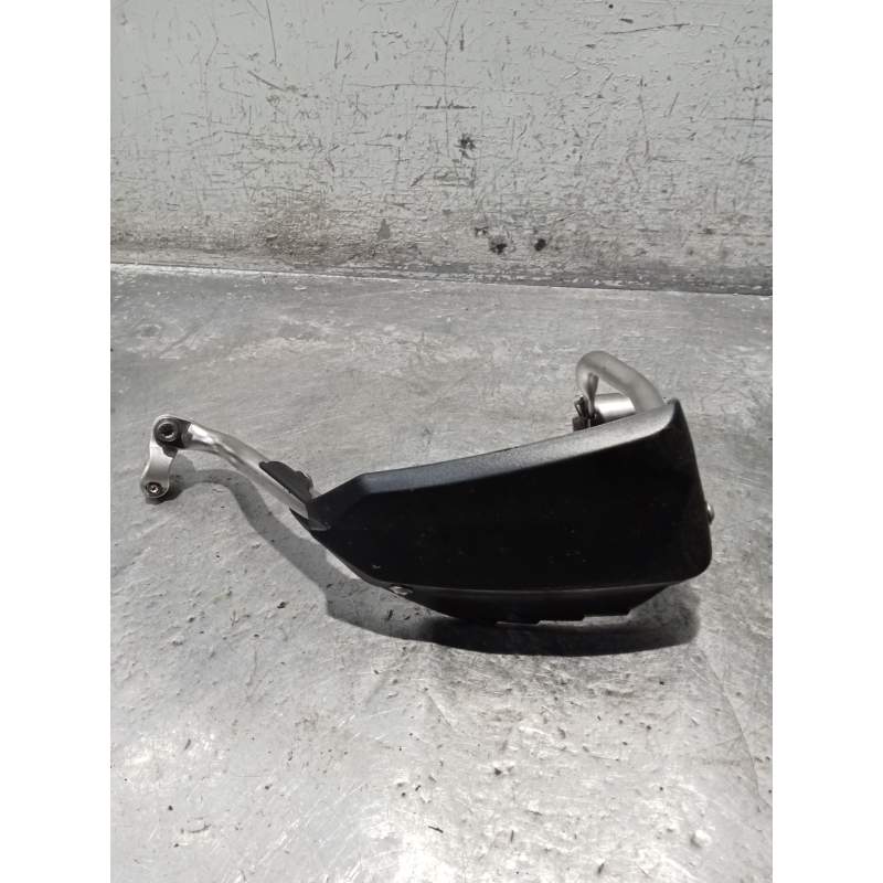Recambio de moldura para bmw f ( - 800cc) f 700 gs (k70) referencia OEM IAM   CUBREMANETAS