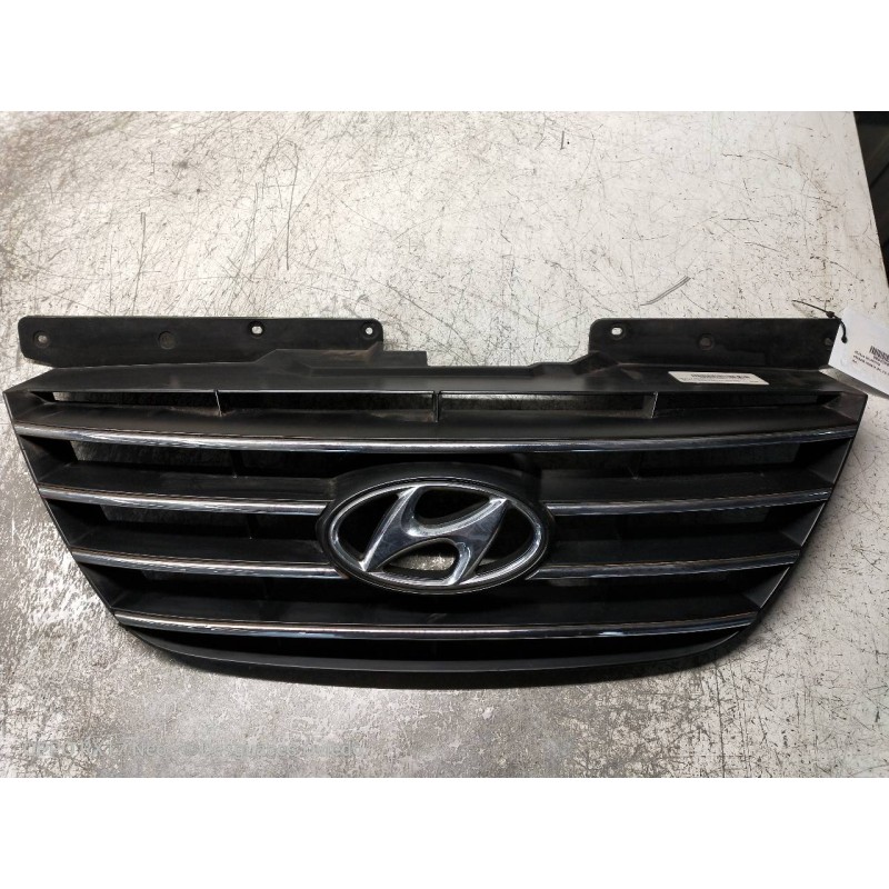 Recambio de rejilla delantera para hyundai sonata (nf) 2.0 crdi style referencia OEM IAM   