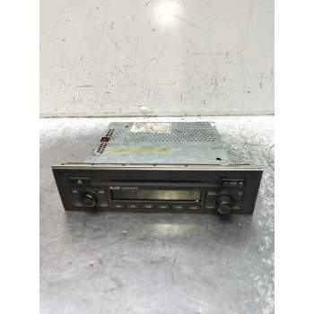 SISTEMA AUDIO / RADIO CD 2001