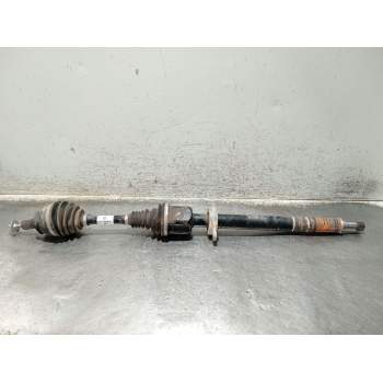TRANSMISION DELANTERA DERECHA A1773308601 200D 2020