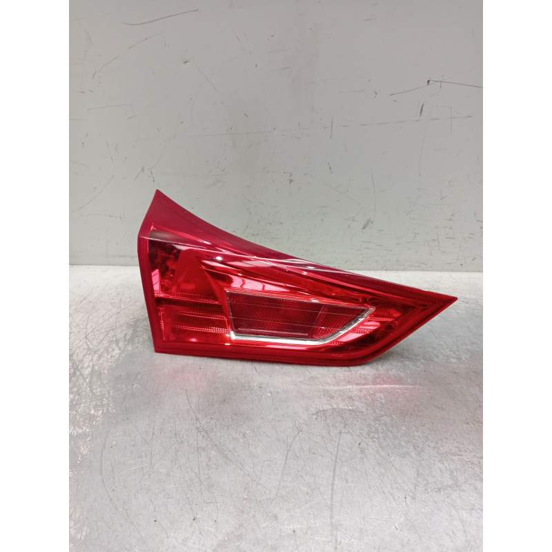 Recambio de piloto trasero izquierdo interior para toyota auris (_e18_) 1.3 (nre180_) referencia OEM IAM   