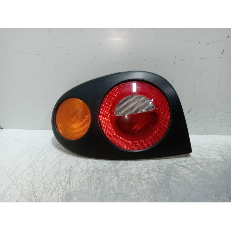 Recambio de piloto trasero izquierdo para renault megane i coach/coupe (da0) 2.0 16v cat referencia OEM IAM   
