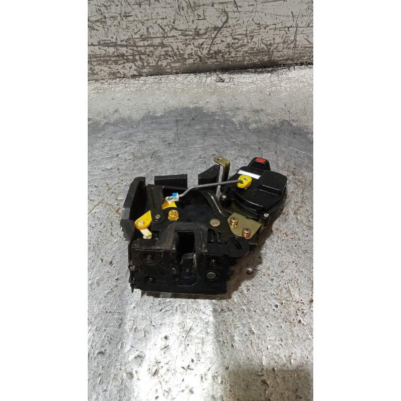 Recambio de motor cierre centralizado delantero izquierdo para hyundai accent (mc) gl crdi referencia OEM IAM  4P 2005