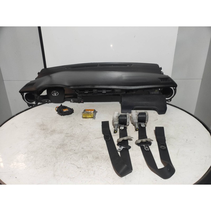 Recambio de kit airbag para toyota auris 1.8 16v cat (híbrido) referencia OEM IAM   