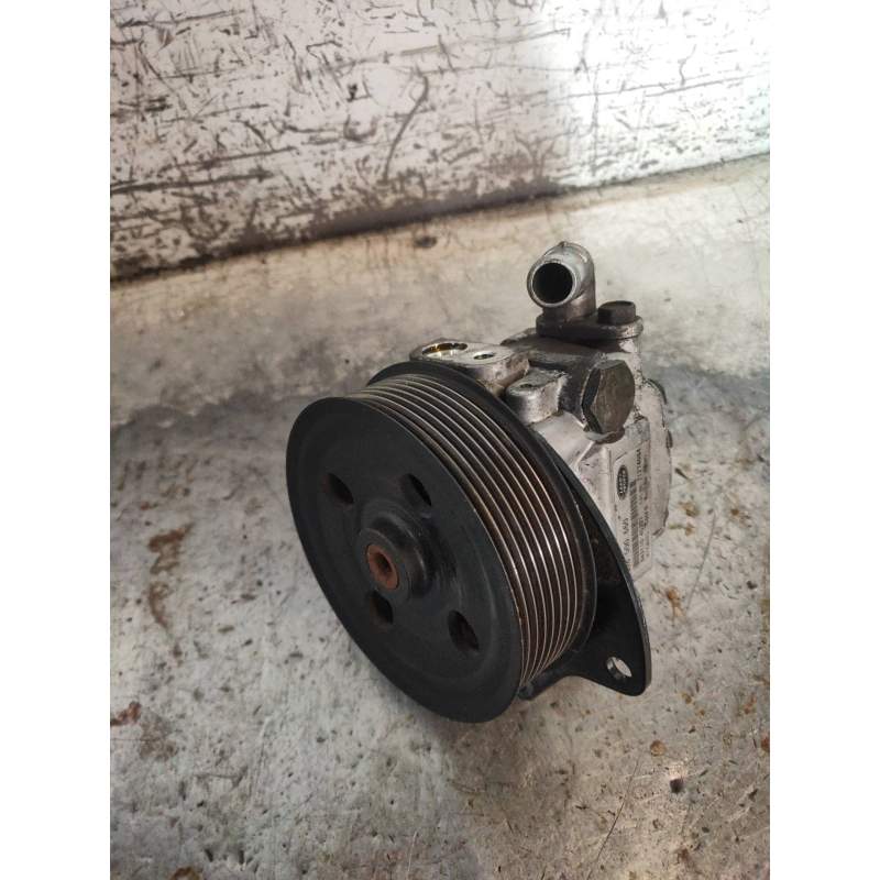 Recambio de bomba direccion para land rover discovery v6 td s referencia OEM IAM QVB500660  