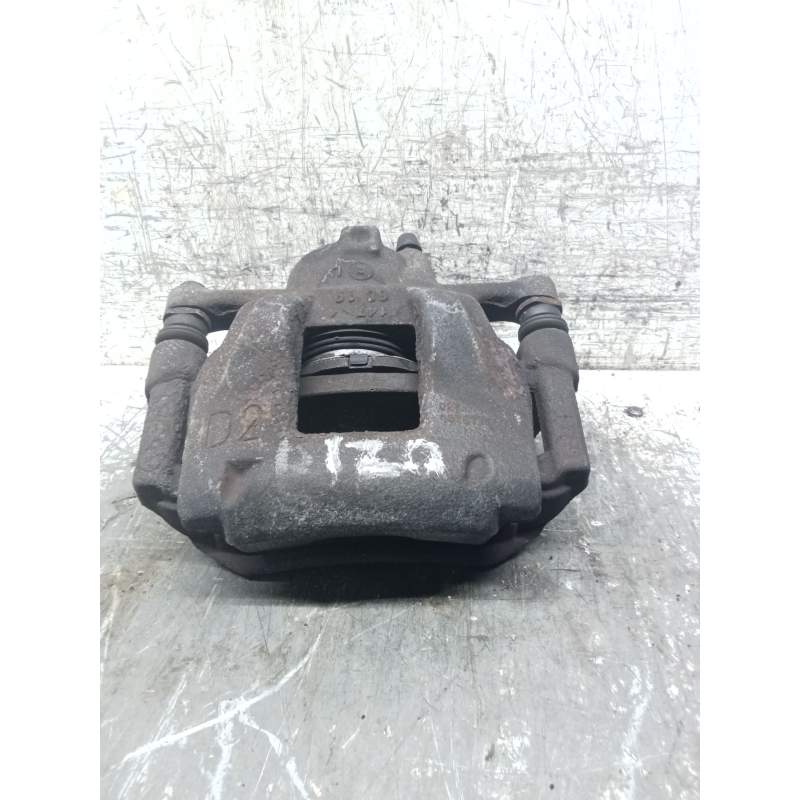Recambio de pinza freno delantera izquierda para toyota auris (_e18_) 1.3 (nre180_) referencia OEM IAM   