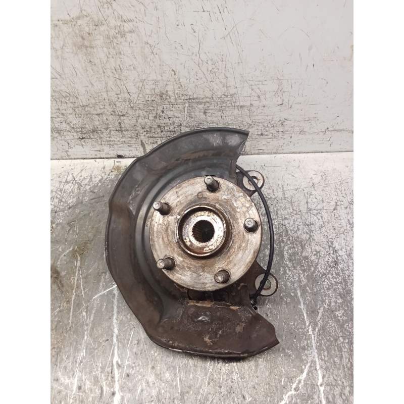 Recambio de mangueta delantera derecha para toyota auris (_e18_) 1.3 (nre180_) referencia OEM IAM   