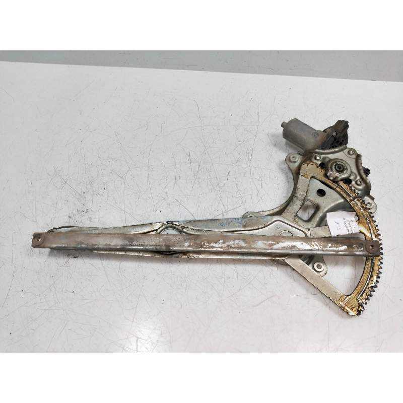 Recambio de elevalunas delantero derecho para toyota hilux (kun) 2.5 turbodiesel referencia OEM IAM 857100K010  4P