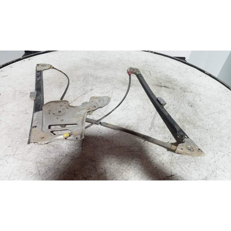 Recambio de elevalunas delantero izquierdo para land rover range rover (lm) td6 se referencia OEM IAM 83810199 992693100 