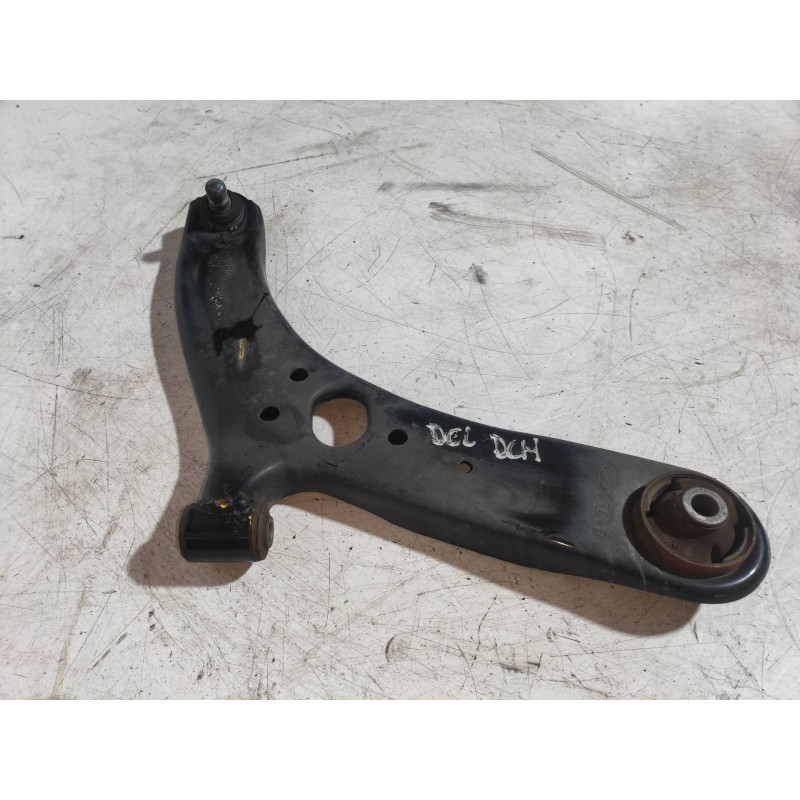 Recambio de brazo suspension inferior delantero derecho para kia rio 1.2 cat referencia OEM IAM   