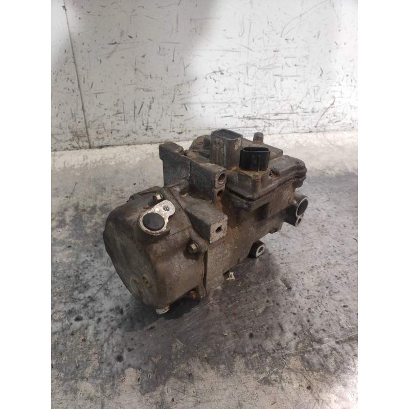 Recambio de compresor aire acondicionado para lexus nx 300h 2wd referencia OEM IAM 0422000533 ES27C 