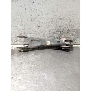 BRAZO SUSPENSION INFERIOR TRASERO IZQUIERDO A2473501800 200D 2020
