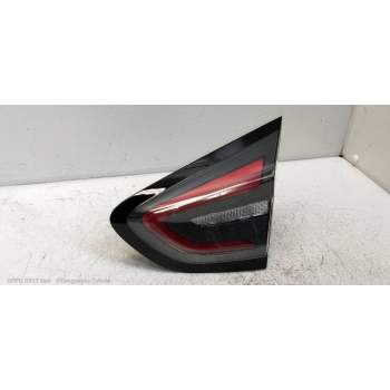 PILOTO TRASERO DERECHO INTERIOR L1TB13A602AD 