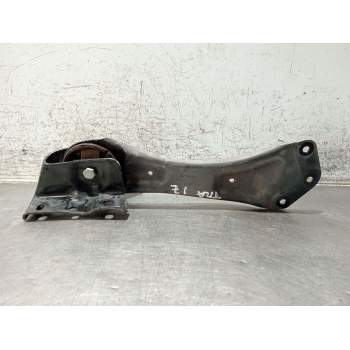 BRAZO SUSPENSION INFERIOR TRASERO IZQUIERDO A2473520700 200D 2020