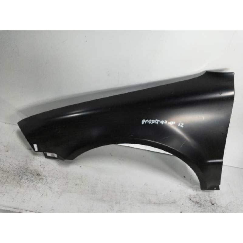 Recambio de aleta delantera izquierda para volkswagen passat berlina (3b2) referencia OEM IAM   1997