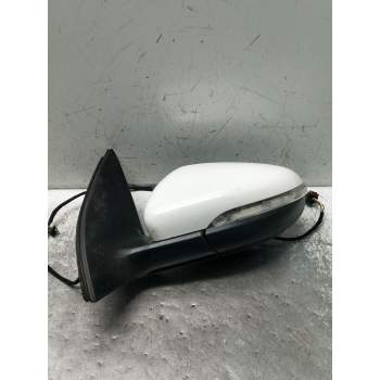 RETROVISOR IZQUIERDO ELÉCTRICO 