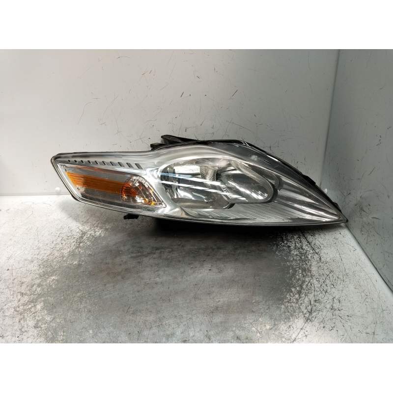 Recambio de faro derecho para ford mondeo iv turnier (ba7) 2.0 tdci referencia OEM IAM 7S7113100AG  2007