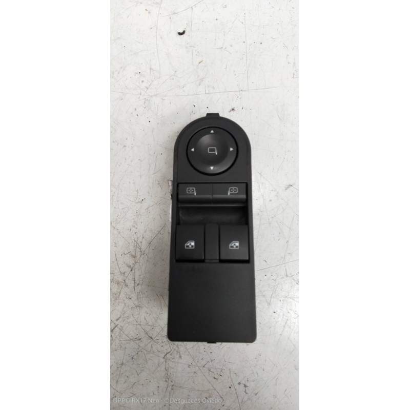 Recambio de mando elevalunas delantero izquierdo para opel astra gtc cosmo referencia OEM IAM 13228706  