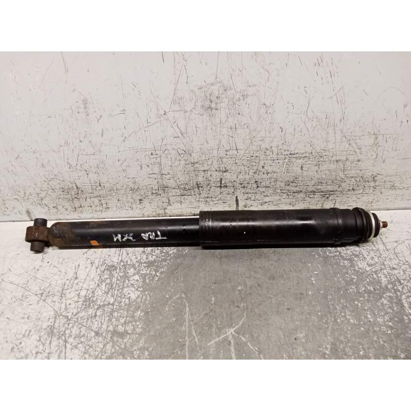 Recambio de amortiguador trasero derecho para toyota auris (_e18_) 1.3 (nre180_) referencia OEM IAM 4853002A50  