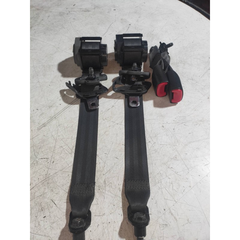 Recambio de juego cinturones trasero para chevrolet captiva 3.2 v6 ltx referencia OEM IAM   