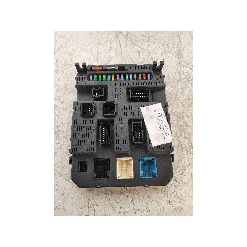 Recambio de caja reles / fusibles para peugeot 308 sport referencia OEM IAM 9663798180 P0200 