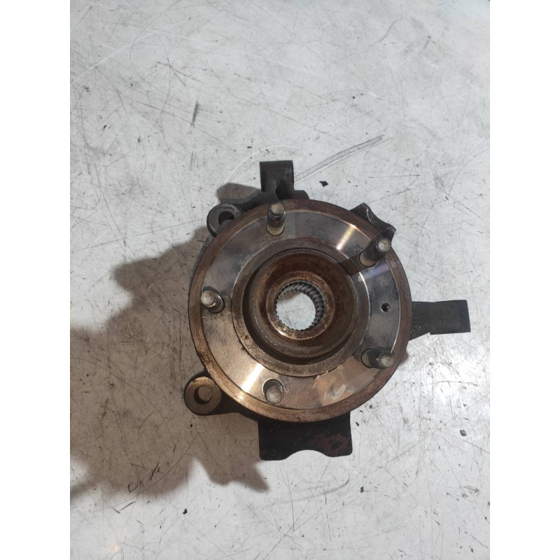 Recambio de mangueta delantera izquierda para chevrolet captiva 3.2 v6 ltx referencia OEM IAM   