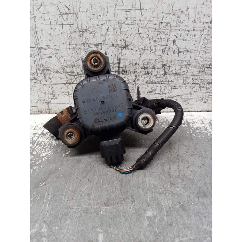 Recambio de bomba agua para toyota auris (_e18_) 1.3 (nre180_) referencia OEM IAM G904052010  
