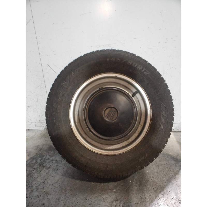 Recambio de juego llantas para seat 600 0.8 referencia OEM IAM  CUBIERTAS 145/80/12