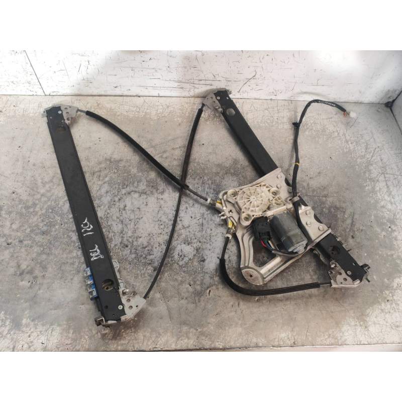 Recambio de elevalunas delantero izquierdo para mercedes-benz clase s (w220) berlina 320 cdi (220.025) referencia OEM IAM   5P