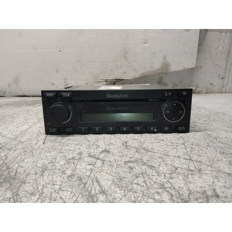 Recambio de sistema audio / radio cd para skoda superb (3u4) collection referencia OEM IAM 1U0035156E  