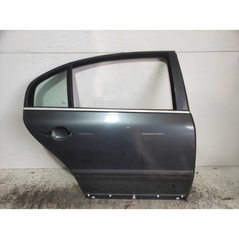 Recambio de puerta trasera derecha para skoda superb (3u4) collection referencia OEM IAM   4P