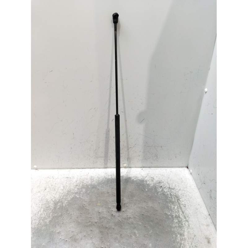 Recambio de amortiguadores capo para audi a3 (8p) 2.0 tdi ambiente referencia OEM IAM 8P0823359  2004
