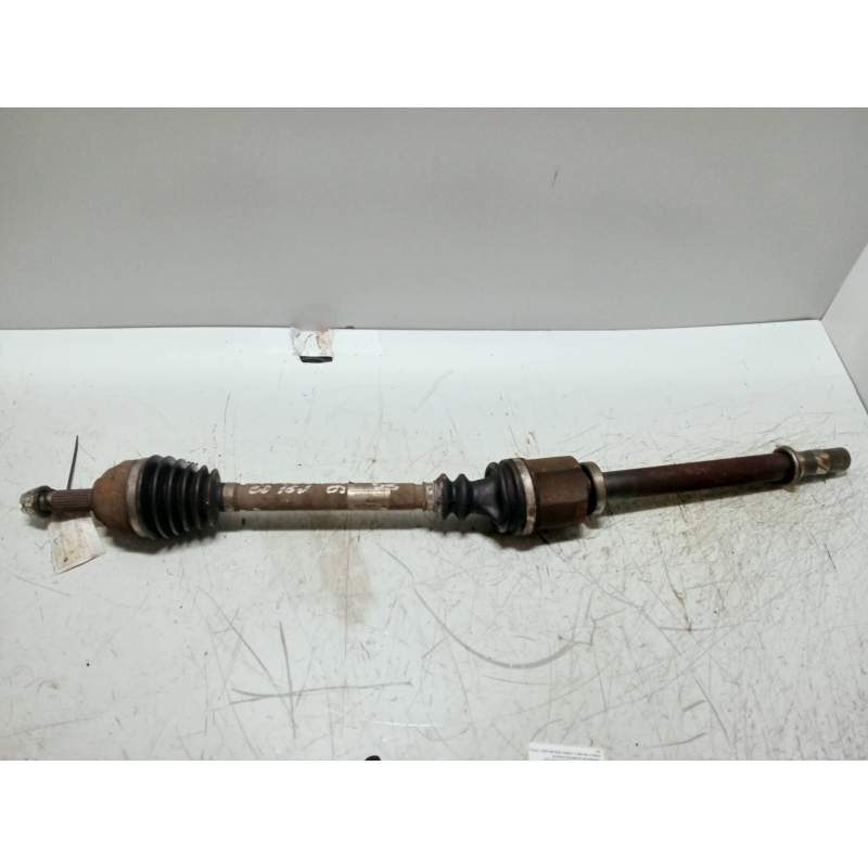 Recambio de transmision delantera derecha para renault megane ii classic berlina 2.0 referencia OEM IAM  20G 2003