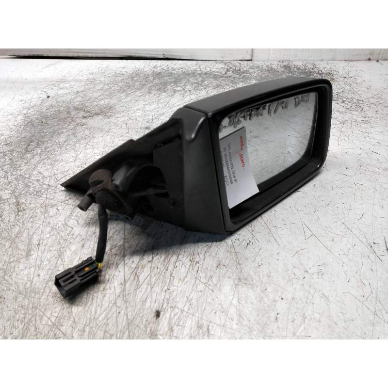 Recambio de retrovisor derecho para opel astra f berlina california referencia OEM IAM 91´´  ELECTRICO