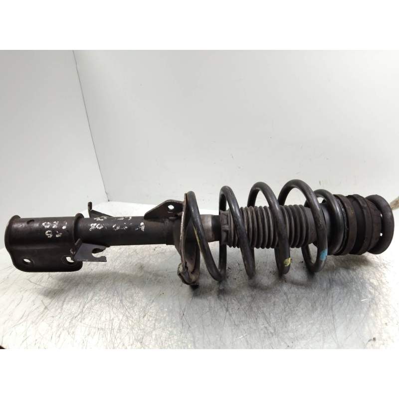 Recambio de amortiguador delantero izquierdo para mercedes-benz vito (w638) caja cerrada referencia OEM IAM   