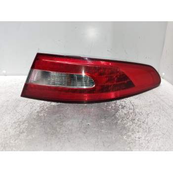 PILOTO TRASERO DERECHO 8X2313404BC 