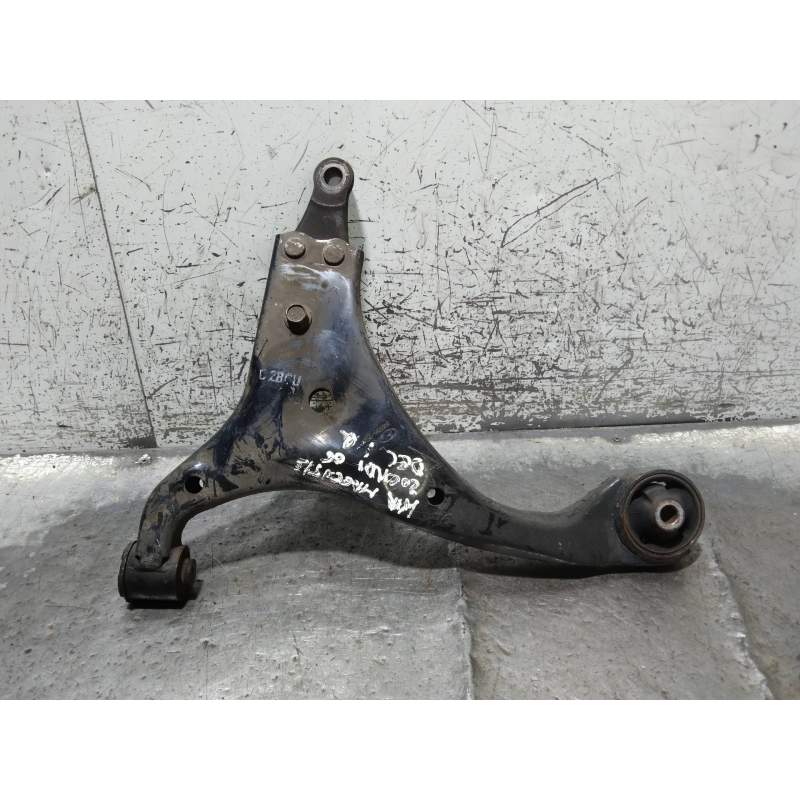 Recambio de brazo suspension inferior delantero izquierdo para kia magentis active referencia OEM IAM  20CRDI 2006