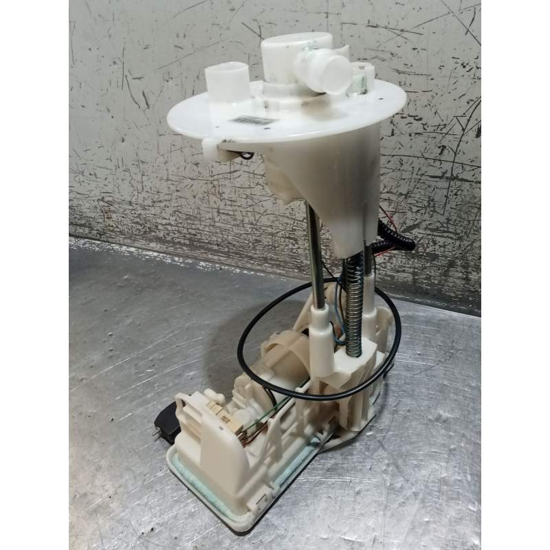 Recambio de bomba combustible para renault scénic ii (jm0/1_) 1.5 dci (jm0f) referencia OEM IAM 77020F4010 6K3C133 