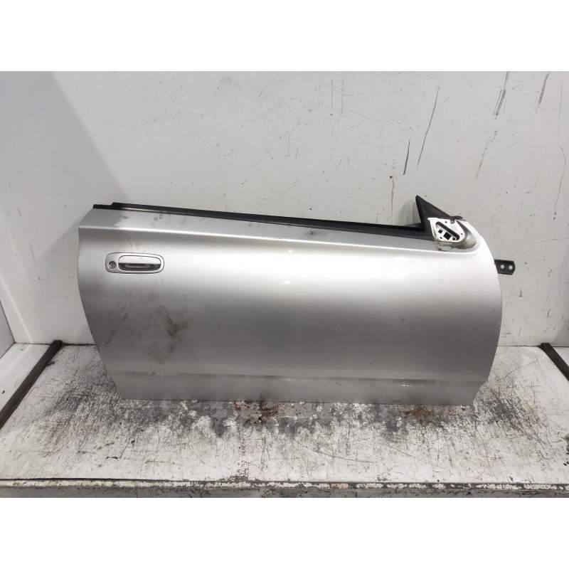 Recambio de puerta delantera derecha para toyota celica (t23) referencia OEM IAM   3P