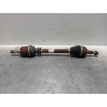 TRANSMISION DELANTERA IZQUIERDA 8200 13 15DCI 2006