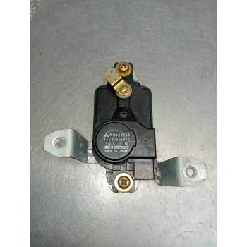 MOTOR CIERRE CENTRALIZADO TRASERO IZQUIERDO MB669753 1528005970 4P