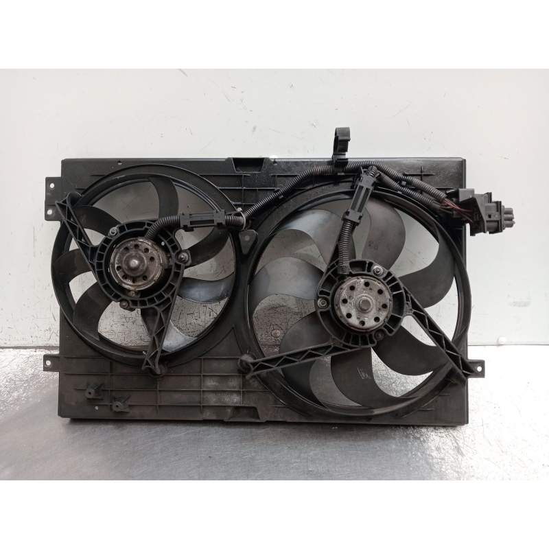 Recambio de electroventilador para volkswagen bora i (1j2) 1.9 tdi referencia OEM IAM 1J0121205B  
