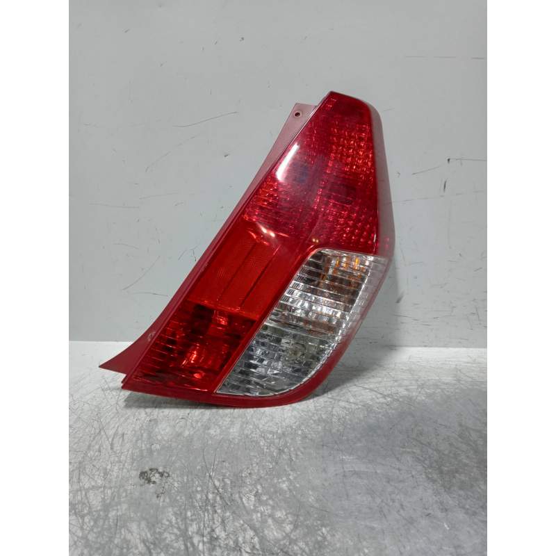 Recambio de piloto trasero derecho para hyundai i10 1.1 12v cat referencia OEM IAM   