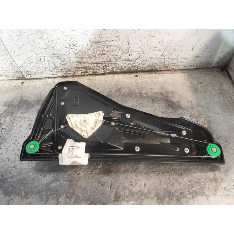 Recambio de elevalunas trasero izquierdo para land rover discovery v6 td s referencia OEM IAM 994486106  