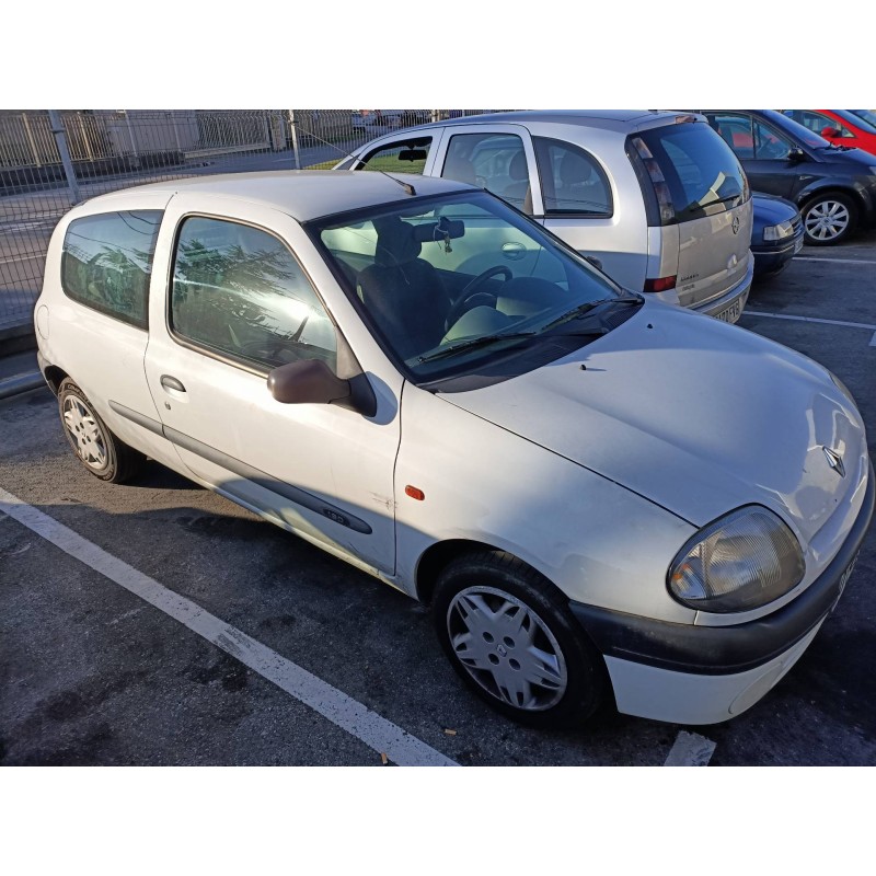 renault clio ii fase i (b/cbo) del año 2000