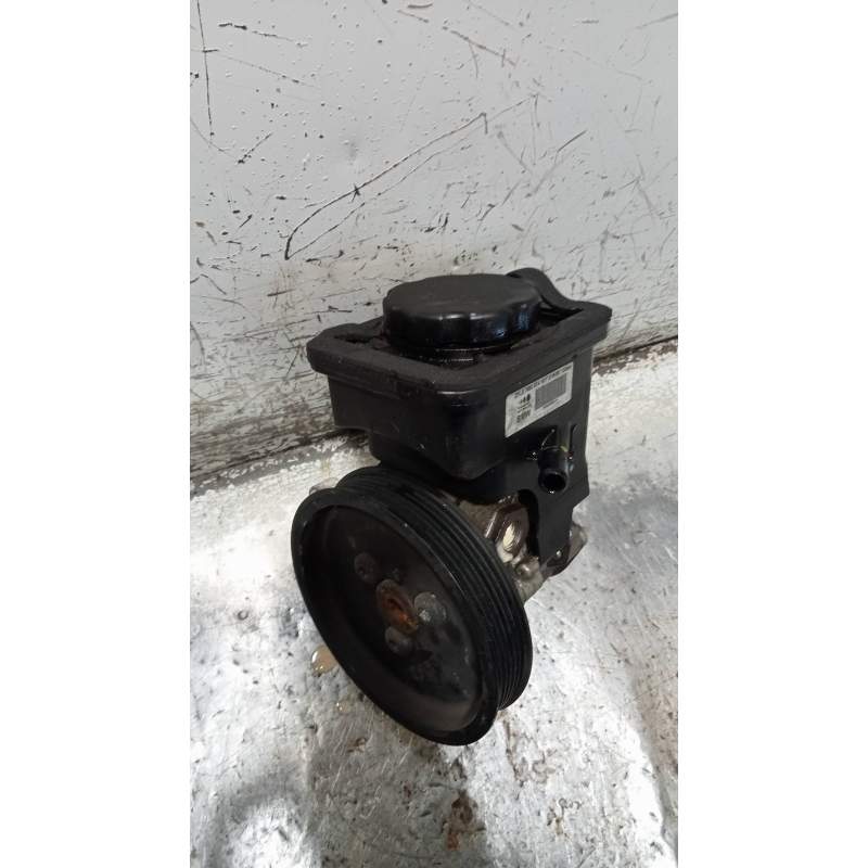 Recambio de bomba direccion para bmw serie 5 berlina (e60) 520d referencia OEM IAM 7693974101  